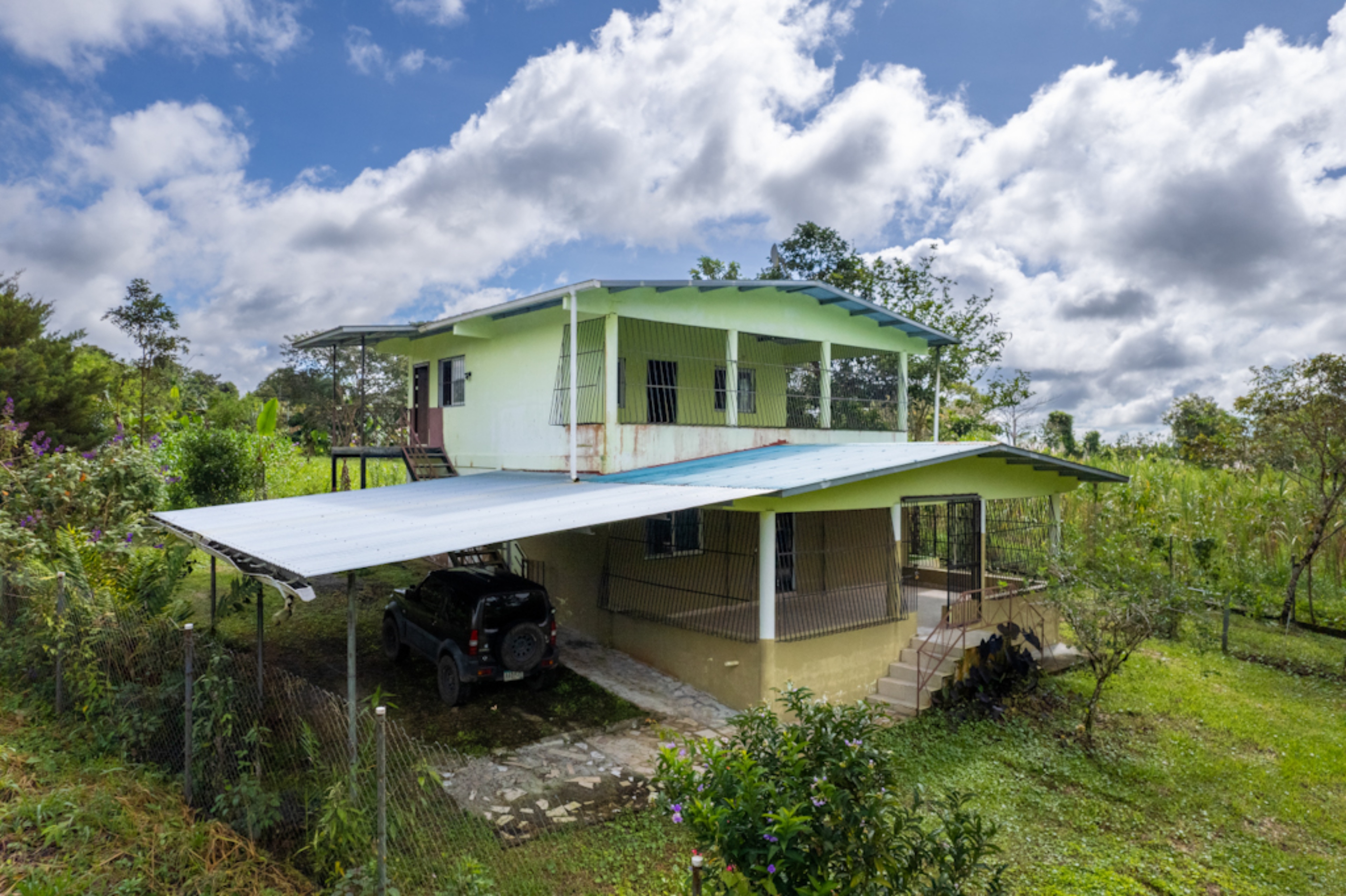 Rustic Two-Story Country Home with Garden in Palma Real, Dolega, Panama | 3 Bedrooms, 2.5 Bathrooms