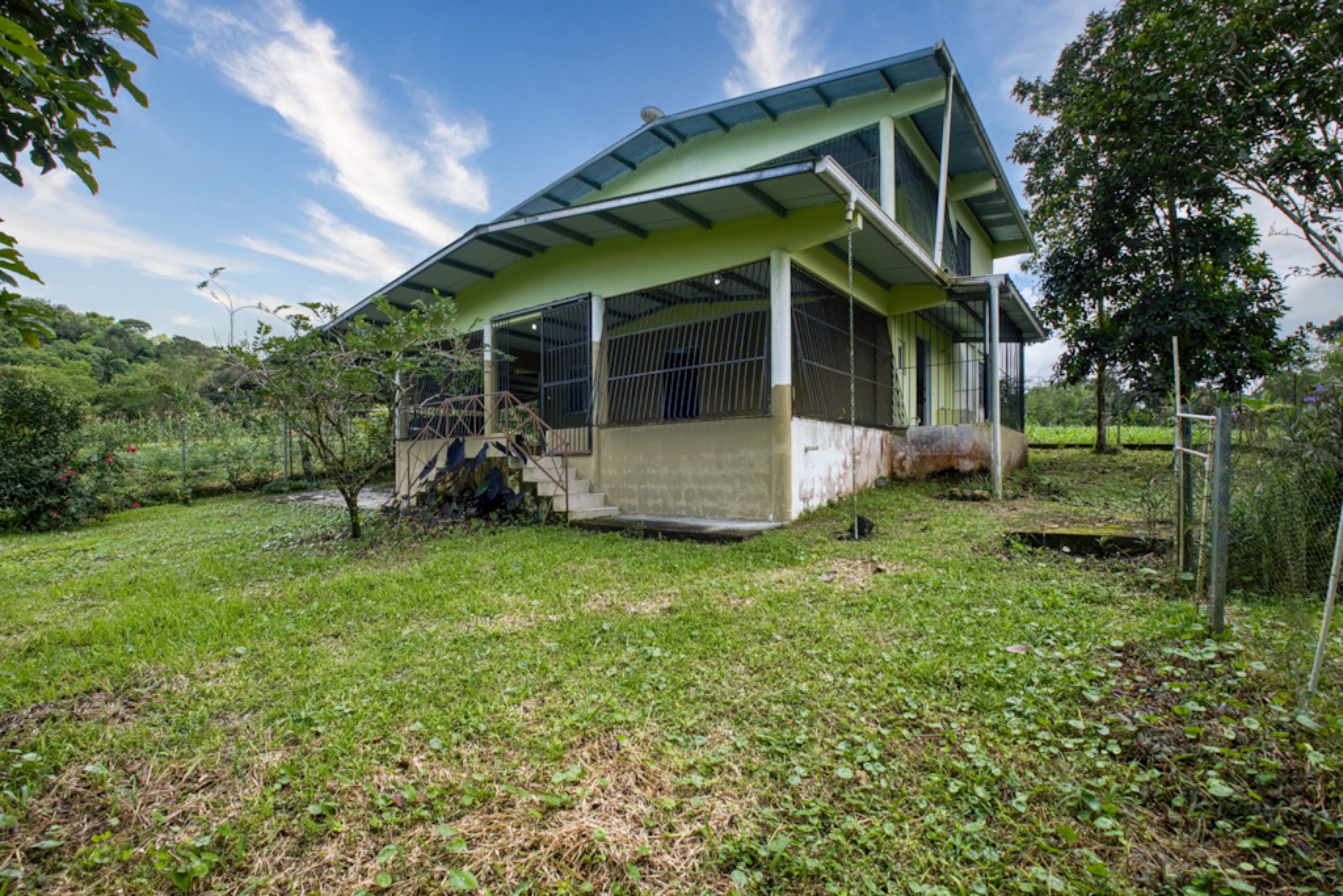 Rustic Two-Story Country Home with Garden in Palma Real, Dolega, Panama | 3 Bedrooms, 2.5 Bathrooms