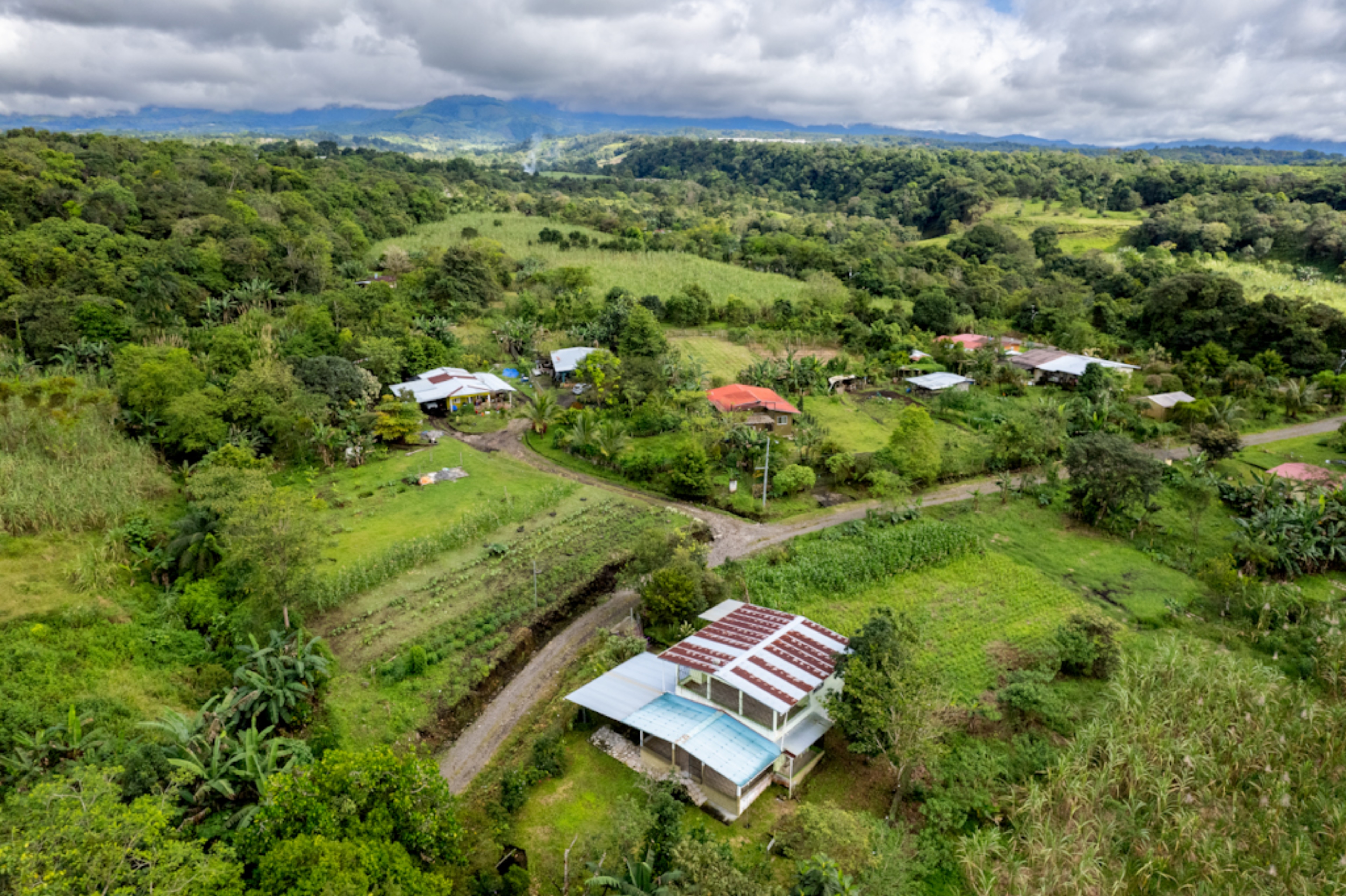 Rustic Two-Story Country Home with Garden in Palma Real, Dolega, Panama | 3 Bedrooms, 2.5 Bathrooms