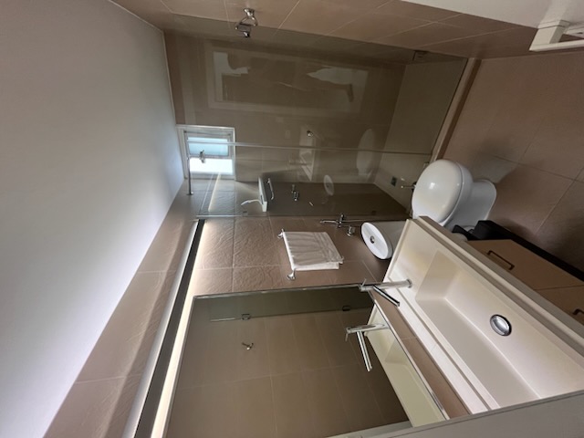 Ocean-View Apartment in Bella Vista – Steps from the Waldorf Astoria