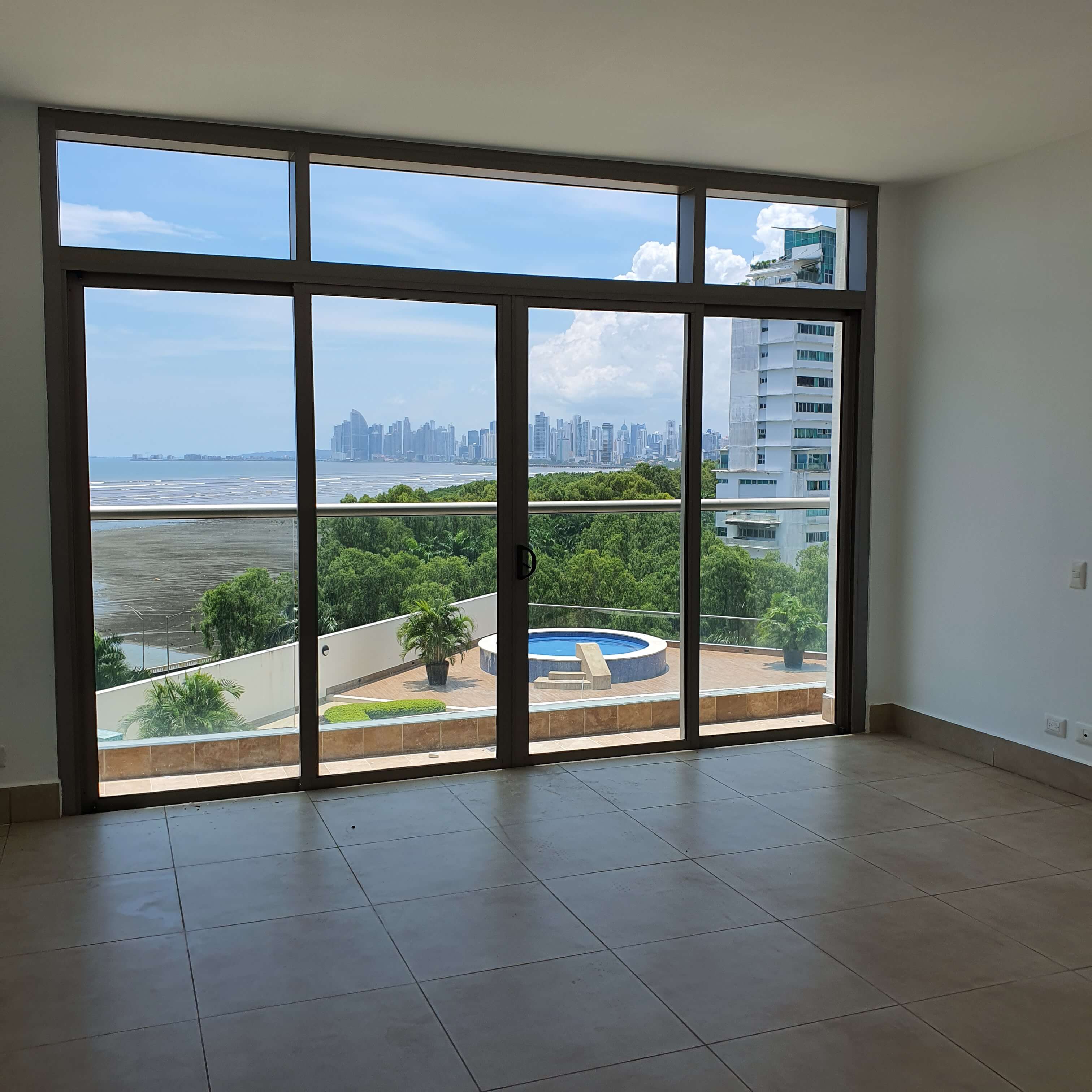 3-Bedroom Condo for Sale in PH Paramount, Costa del Este - PLS-19846