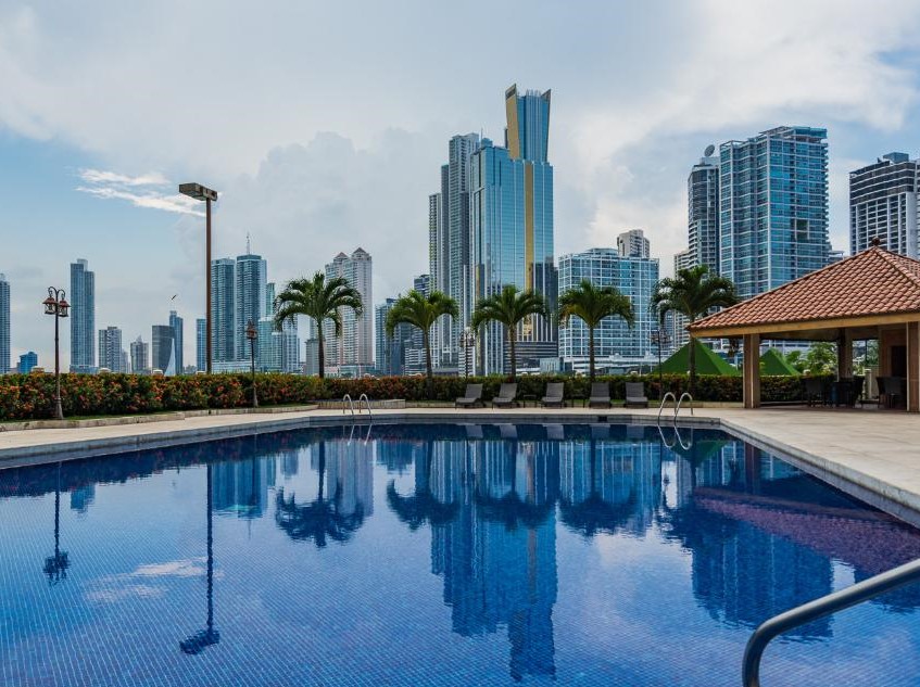 3-Bedroom Luxury Oceanfront Apartment in Punta Paitilla, Panama City - PLS-19882