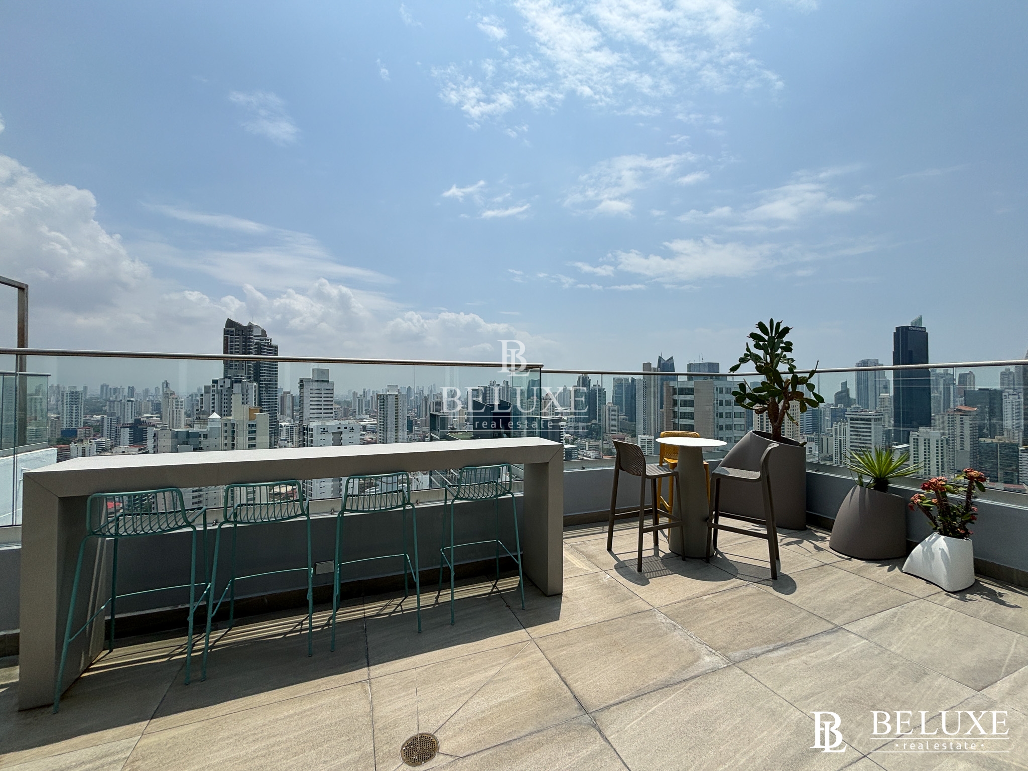 Furnished Apartment for Sale in PH Van Gogh, El Cangrejo - $218,000