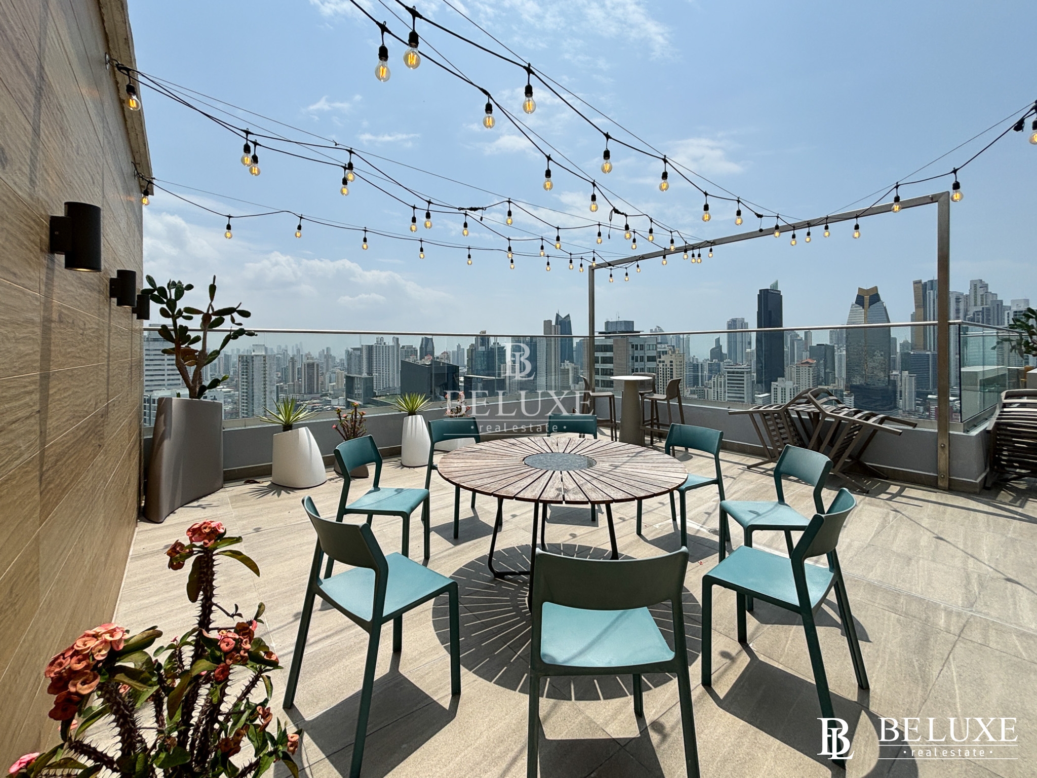 Furnished Apartment for Sale in PH Van Gogh, El Cangrejo - $218,000