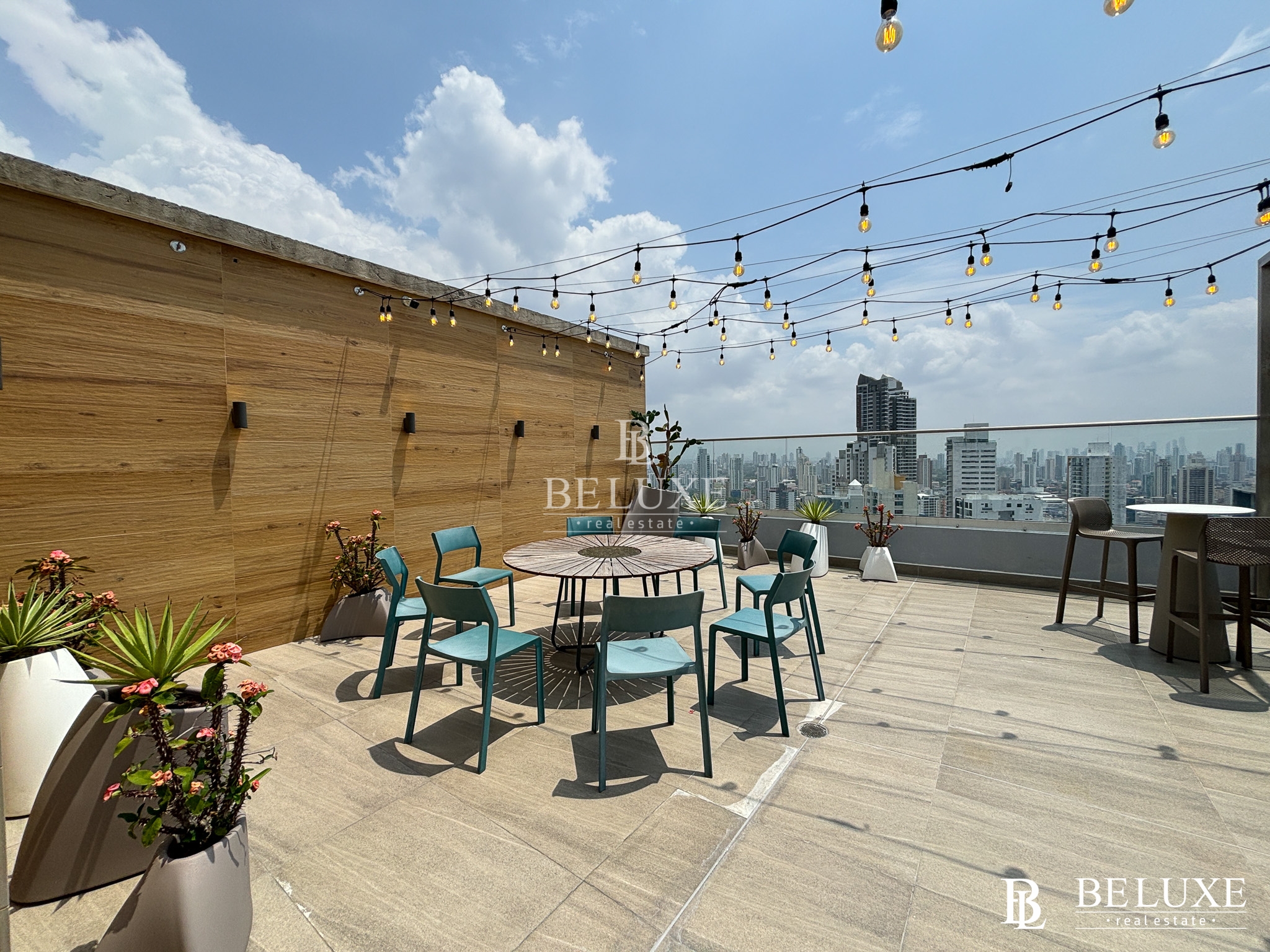 Furnished Apartment for Sale in PH Van Gogh, El Cangrejo - $218,000