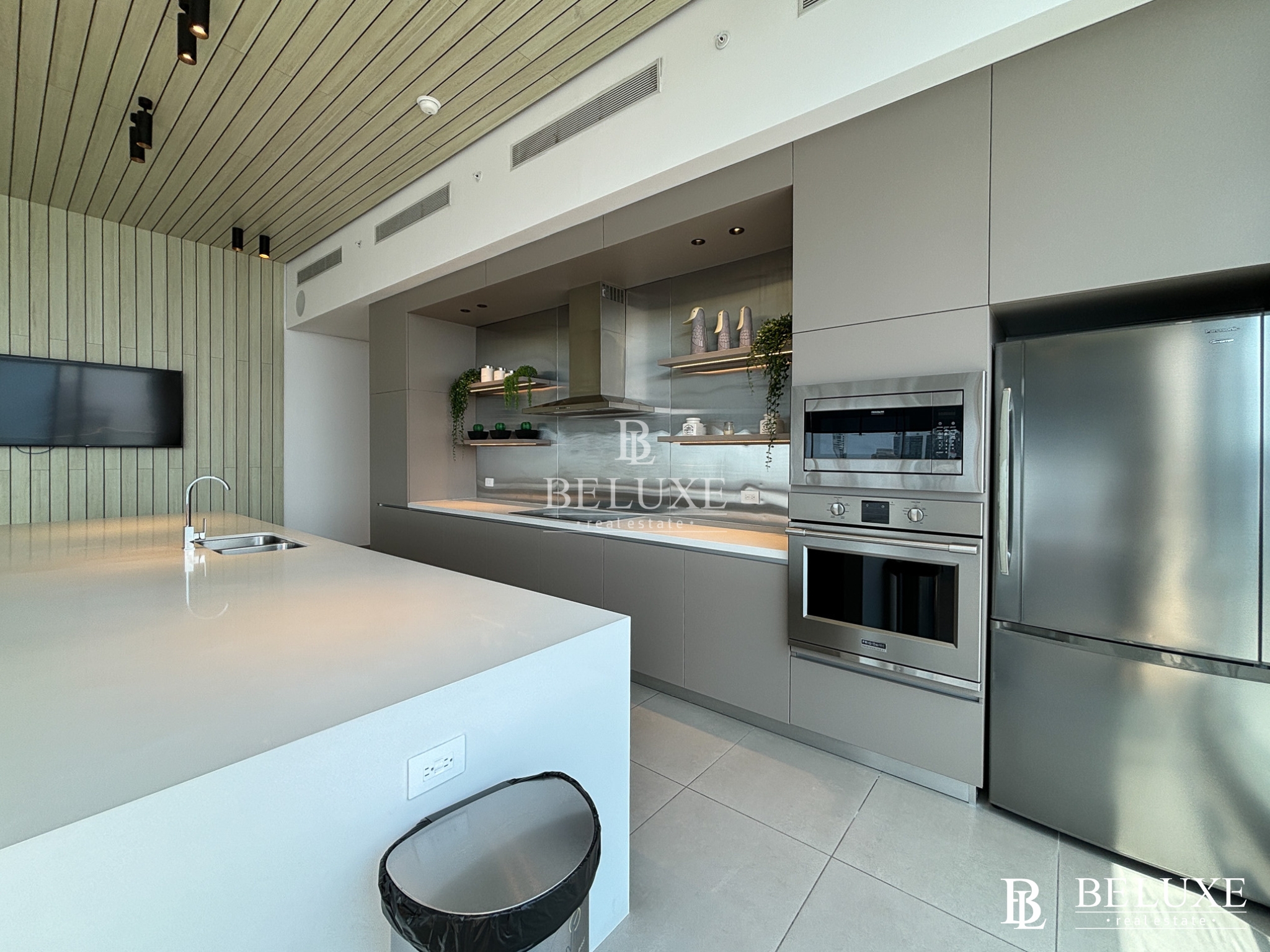 Furnished Apartment for Sale in PH Van Gogh, El Cangrejo - $218,000