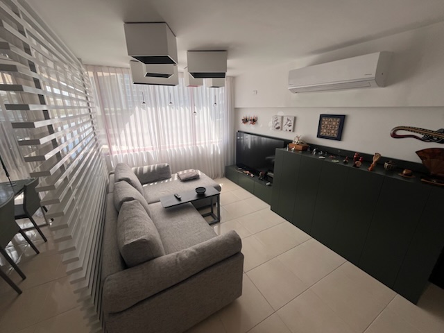 Ocean-View Apartment in Bella Vista – Steps from the Waldorf Astoria