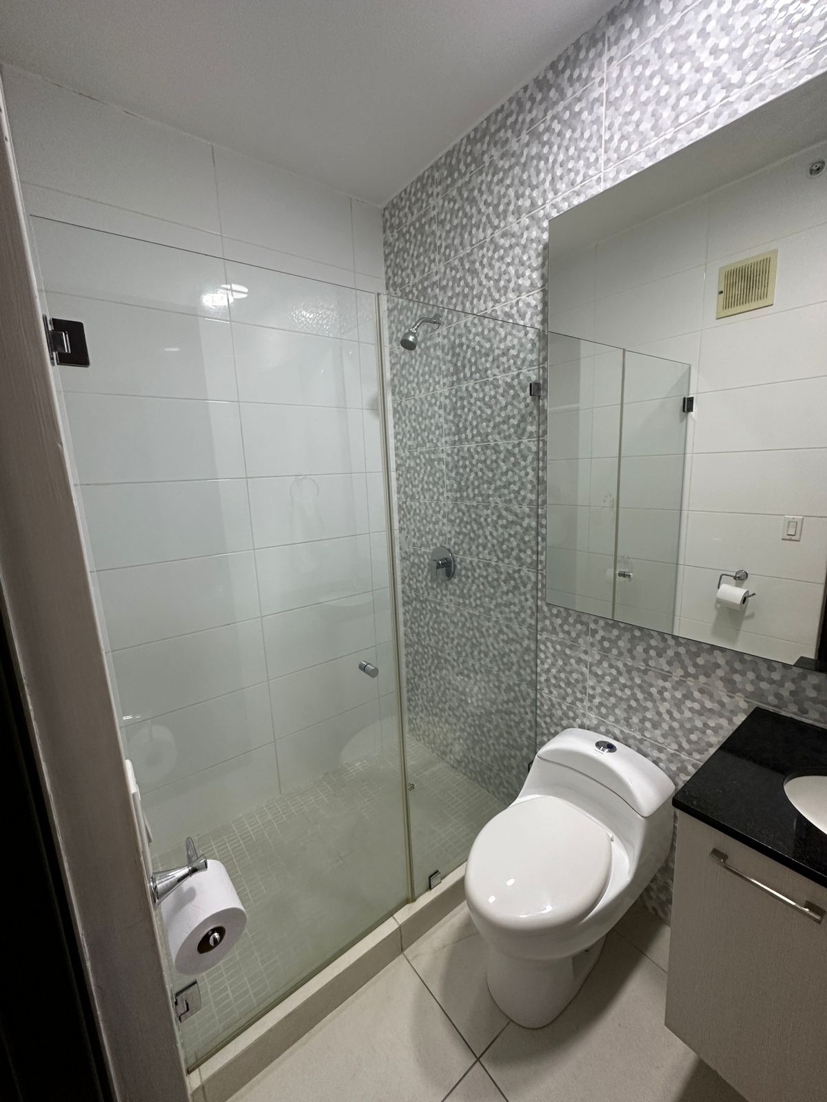 2-Bedroom Condo for Sale in PH Castellammare, Costa del Este - PLS-19843