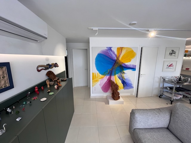 Ocean-View Apartment in Bella Vista – Steps from the Waldorf Astoria