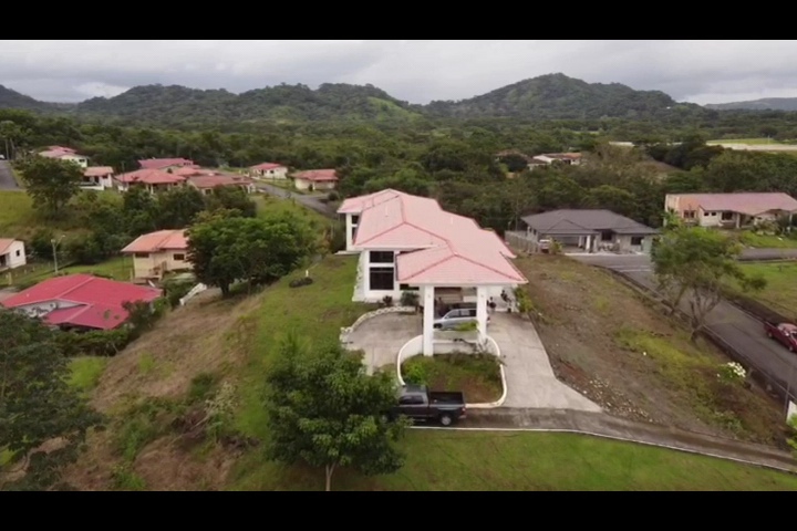 Hilltop 4-Bedroom Home for Sale in David, Chiriquí – $345,000