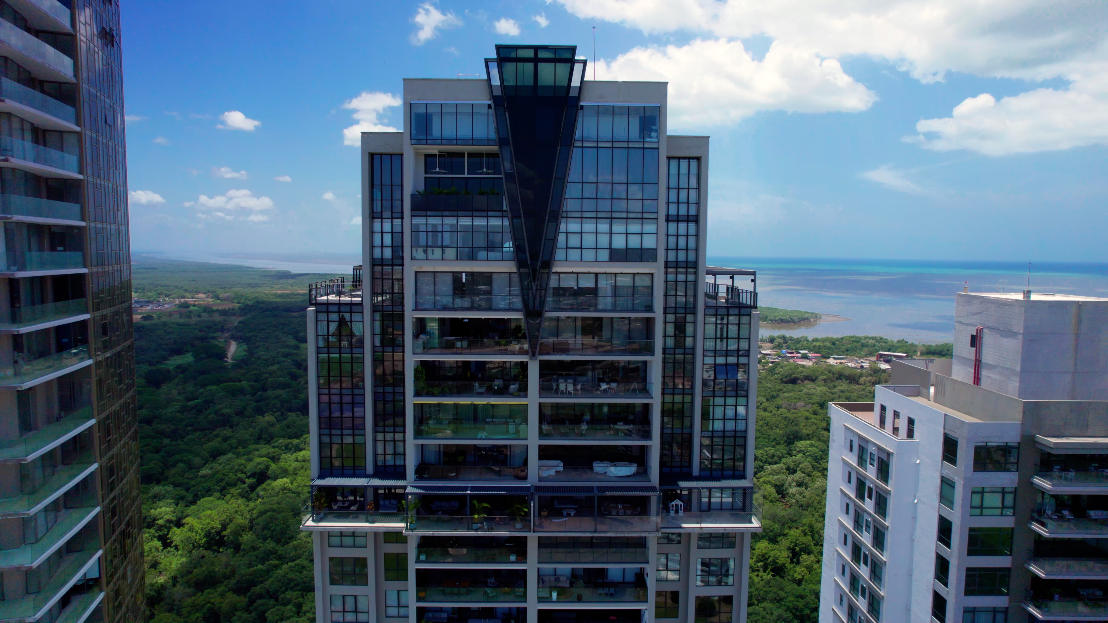 Fire Sale Luxury Condo in Santa Maria with Golf & Ocean Views