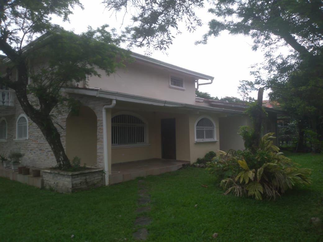 Valle de Antón 5BR Family Home – $600K
