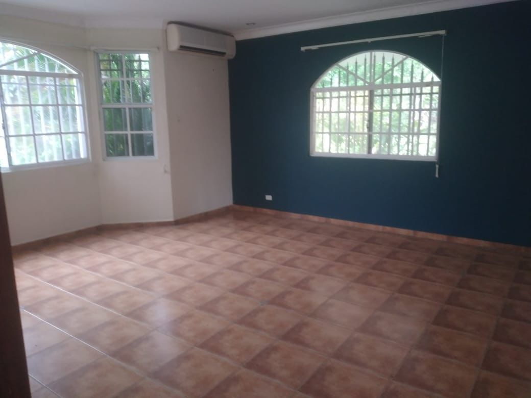 Valle de Antón 5BR Family Home – $600K