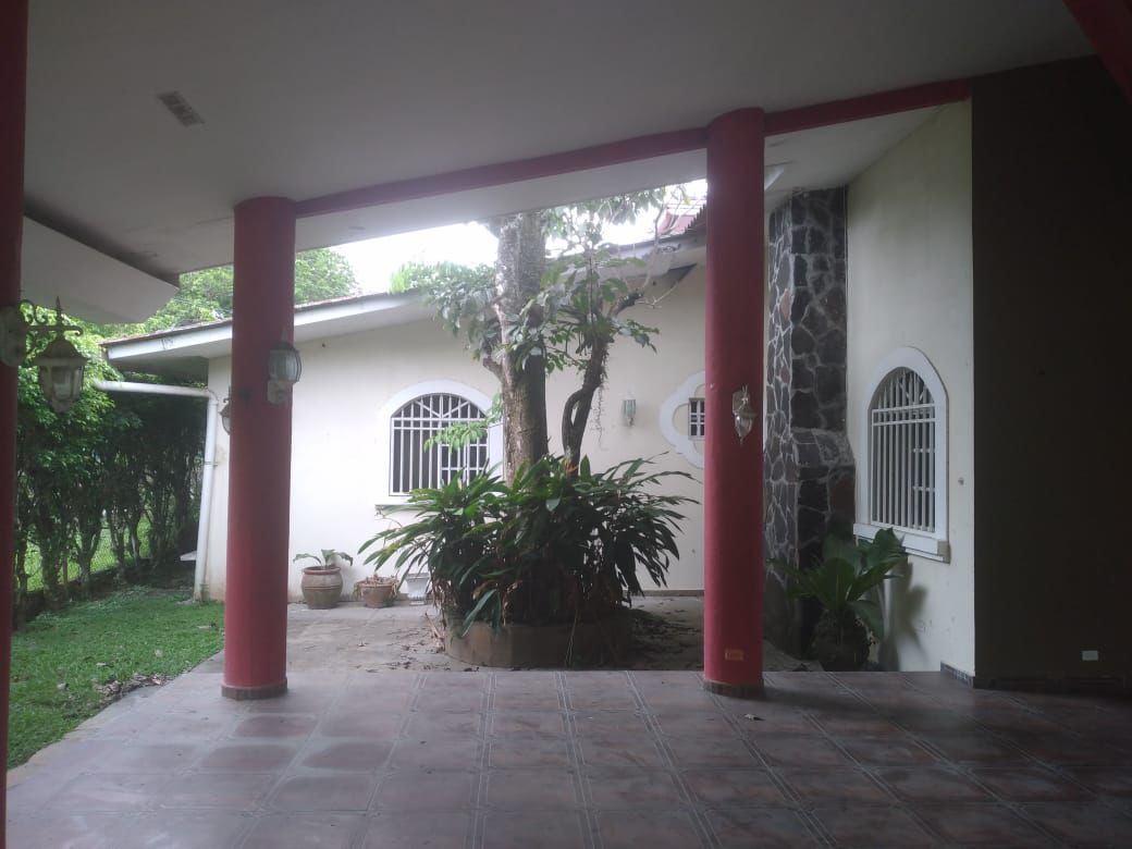 Valle de Antón 5BR Family Home – $600K