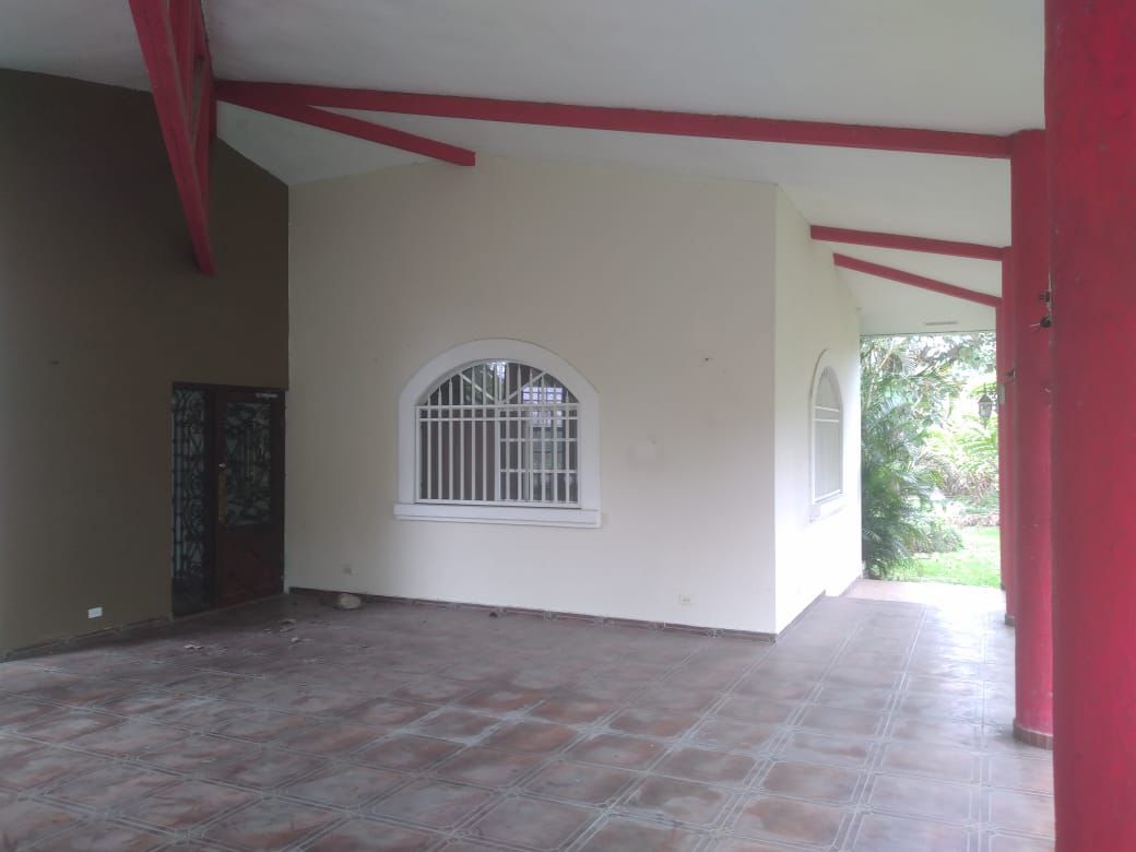 Valle de Antón 5BR Family Home – $600K