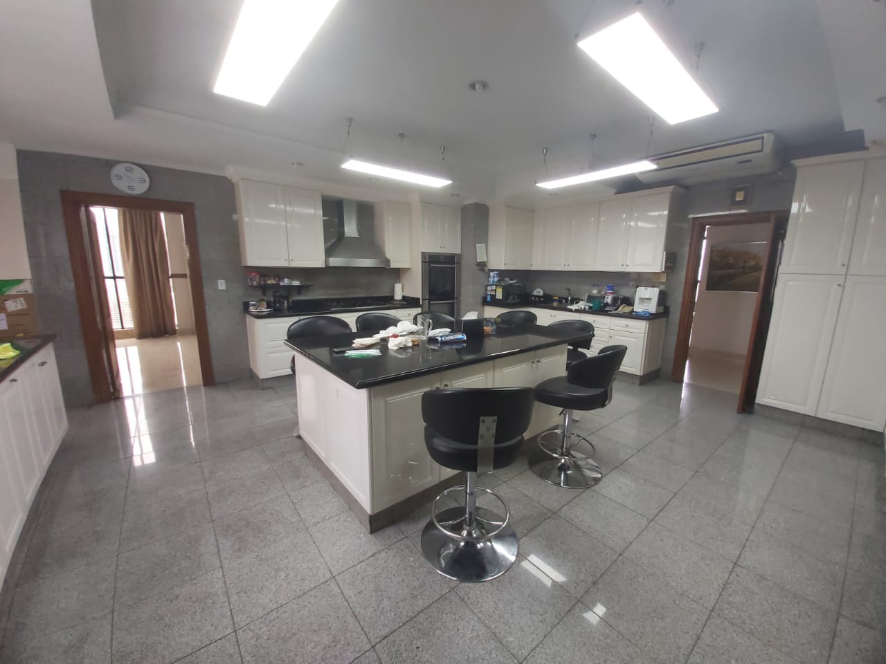 Marbella 4-Bed Penthouse | 360° View | Rent $4K or Buy $800K