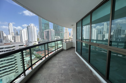 Luxury Ocean View Apartment in PH Ocean Park, Punta Pacífica: 258m² with Premium Amenities & Marina Access