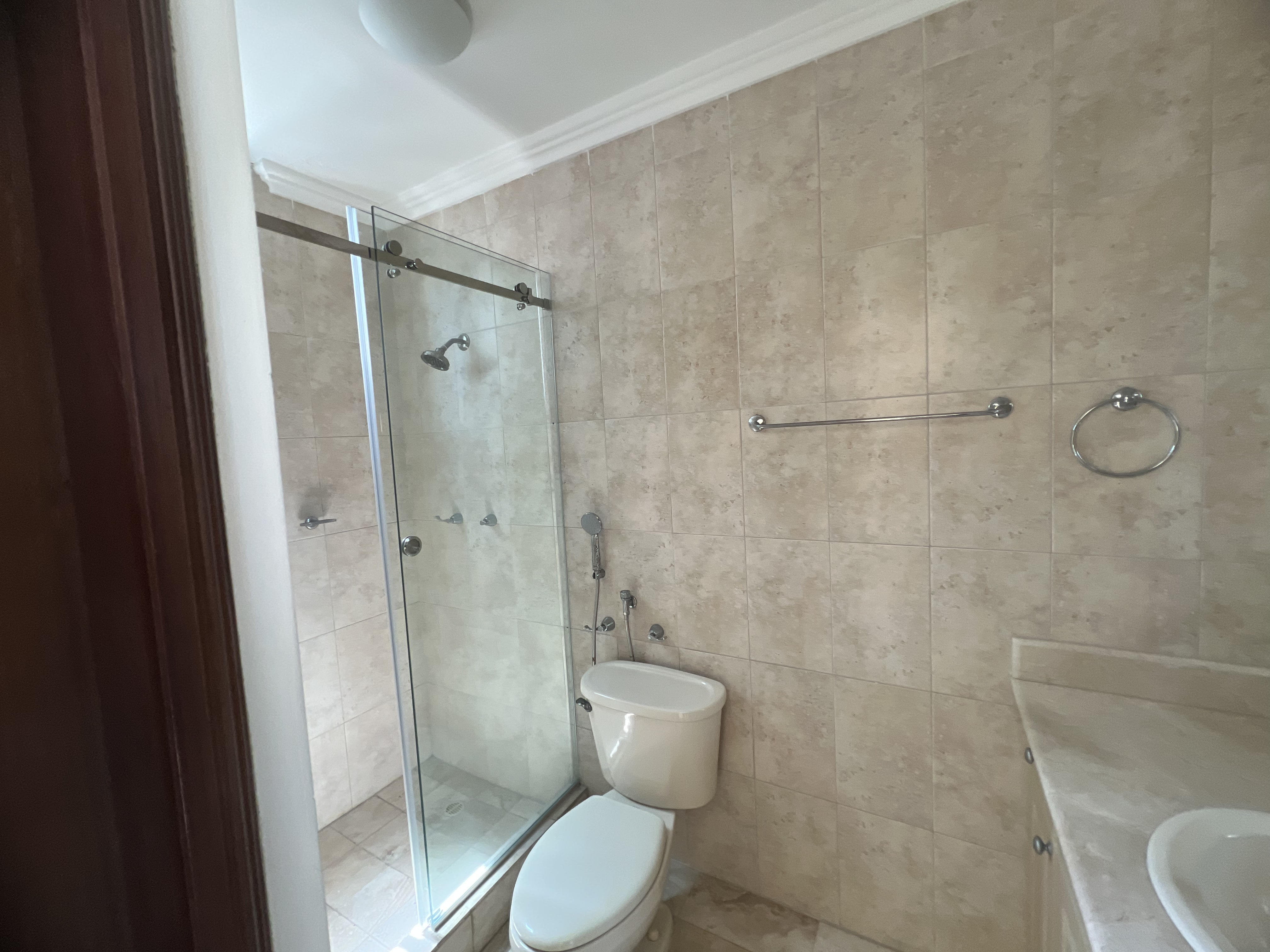 Luxury Ocean View Apartment in PH Ocean Park, Punta Pacífica: 258m² with Premium Amenities & Marina Access