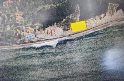 Oceanfront Land for Sale in Malibu Beach, Panama