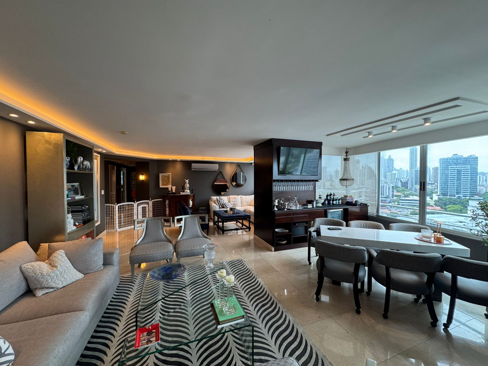 Luxury Apartment in Marbella Panama | 3 Bed Designer Home