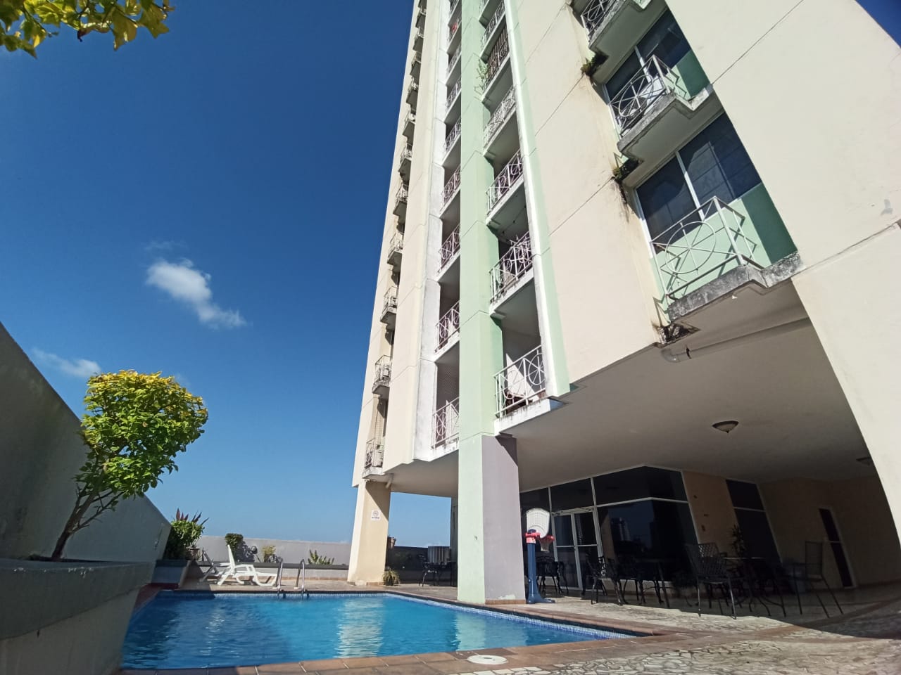 Captivating 2-Bedroom Oasis for Sale in Via Argentina, Panama City - PLS-19941