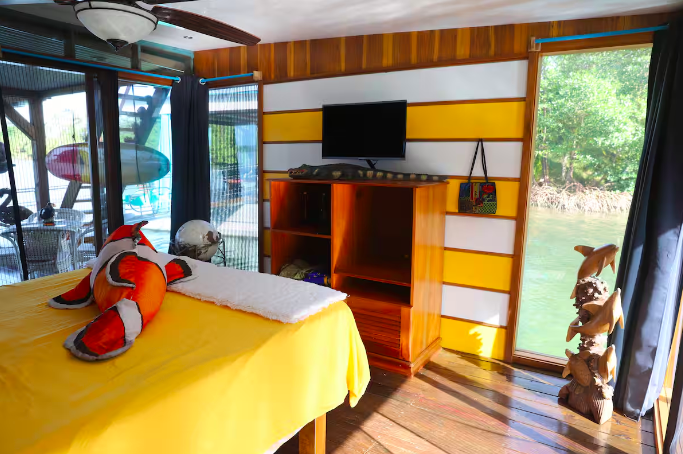 Floating 3-Bedroom Home for Sale | Off-Grid Houseboat