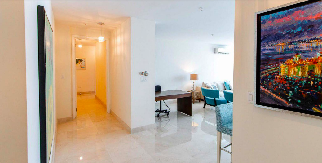Ocean View 2-BR Apartment in Panama – 177 m² Luxury