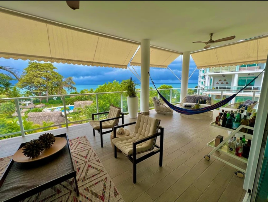 Beachfront 4BR Apartment for Sale in Bijao, Panama