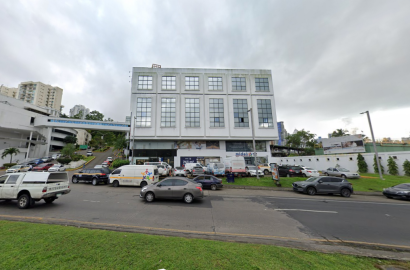 Commercial Unit for Sale in Edison Center Panama | 7% Yield