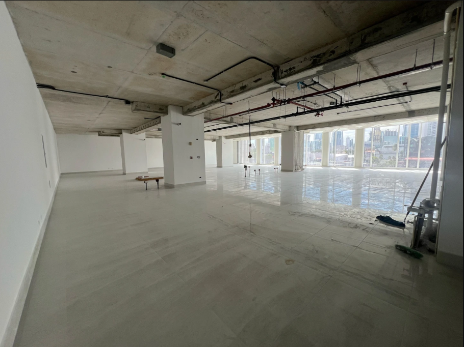 425 m² Office Units for Rent – The Towers Business Plaza
