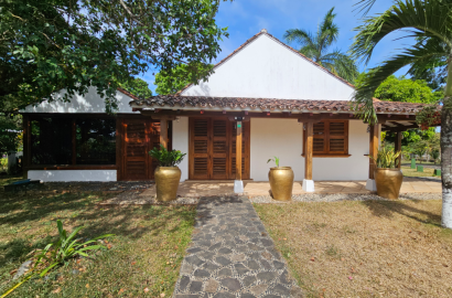 Dual Homes on 3,500 m² Tropical Oasis – Pedasí, Panama