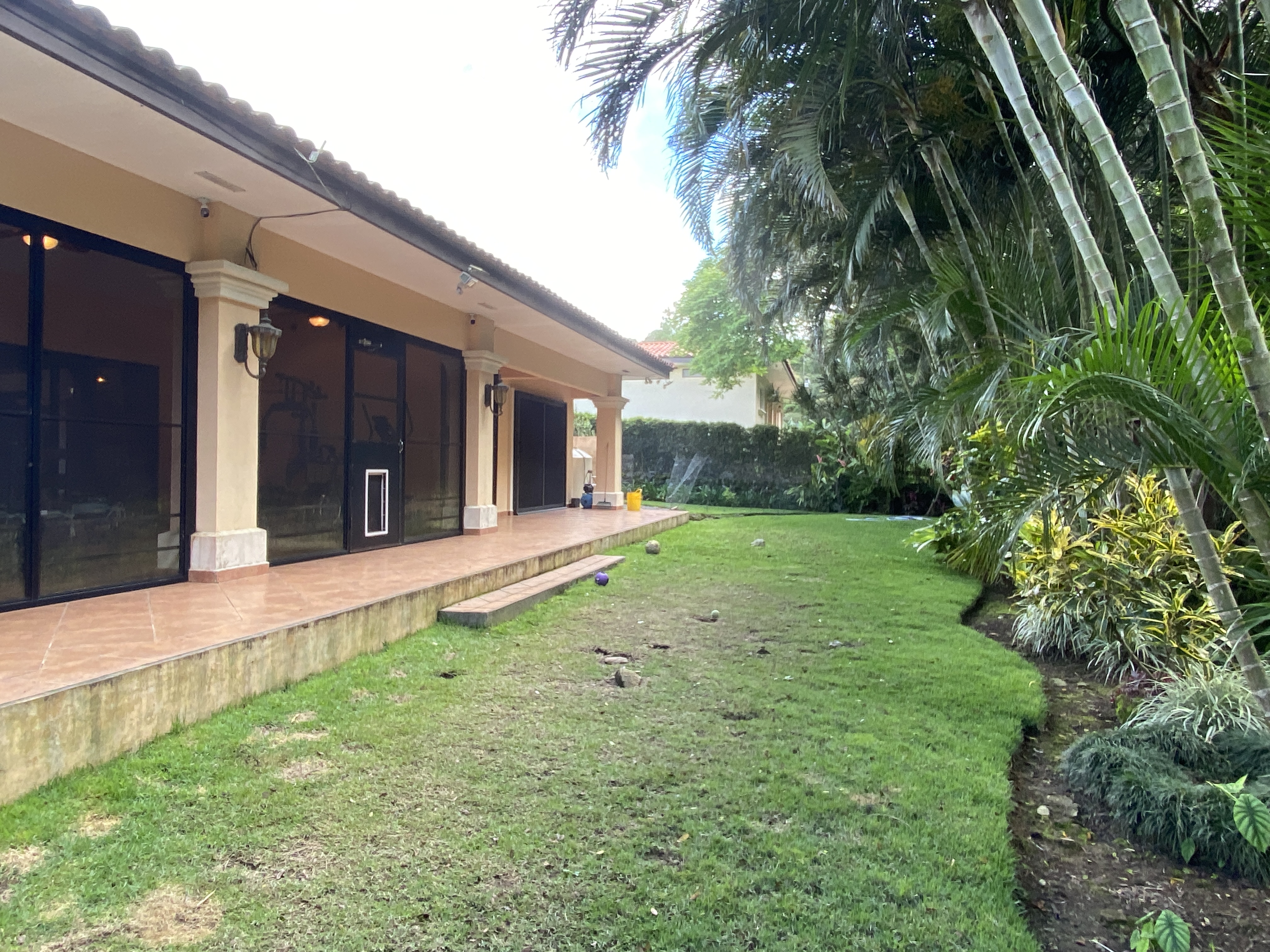 3 Bedroom, 3 Bathroom Courtyard Home for Sale in Boquete Country Club, Panama