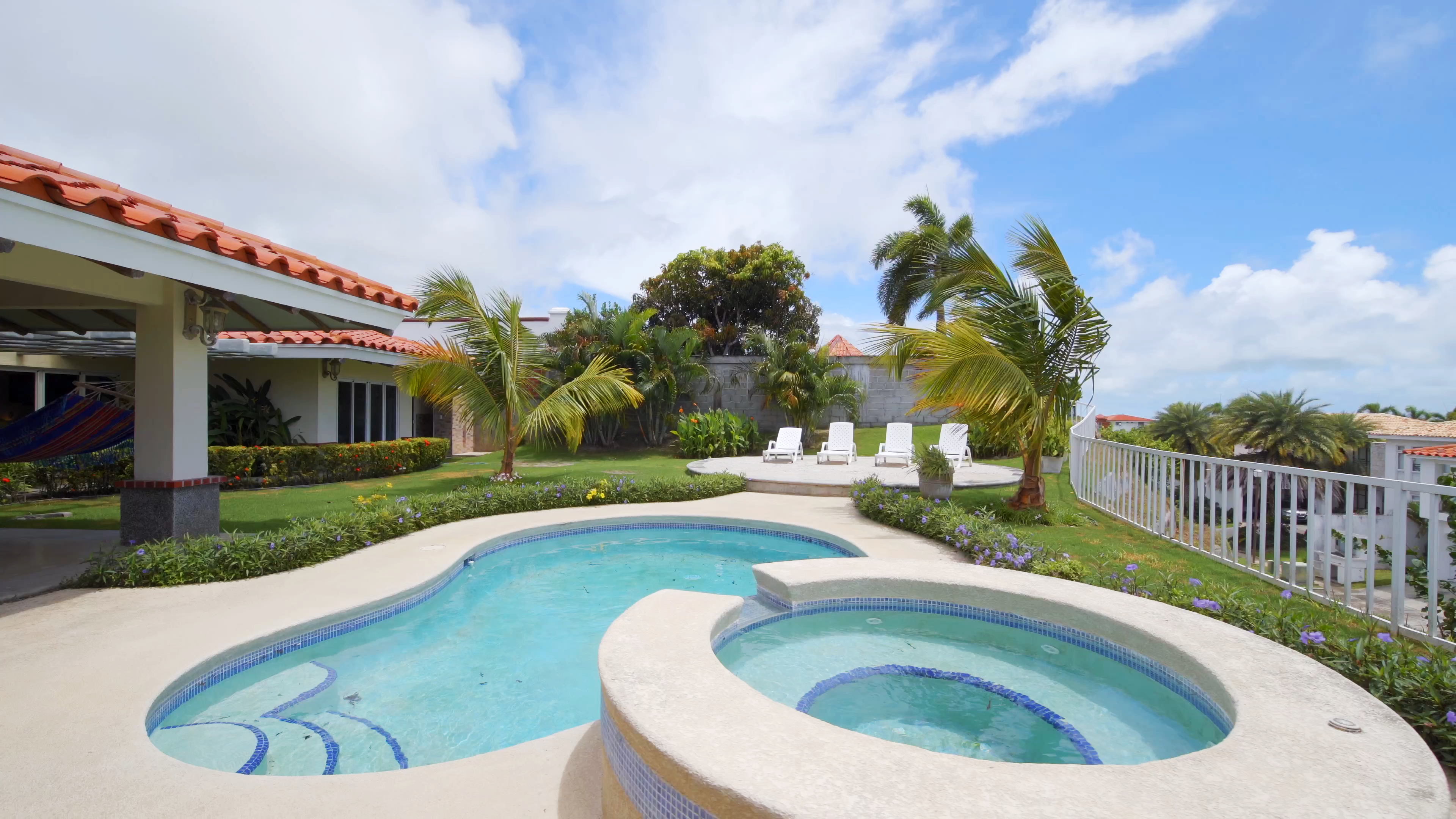 Stunning 4-Bedroom Ocean View Home for Sale in San Carlos, Panama - The Good Life Awaits!