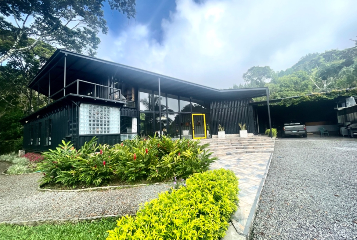 Extraordinary Custom-Designed Home for Sale in El Valle, Panama - $589,000