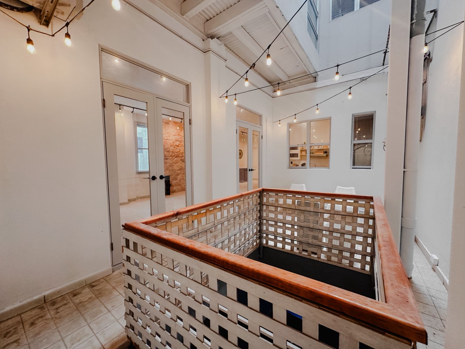 Fire Sale Casco Antiguo 2-Bed Condo for Sale | 176 m² + Parking