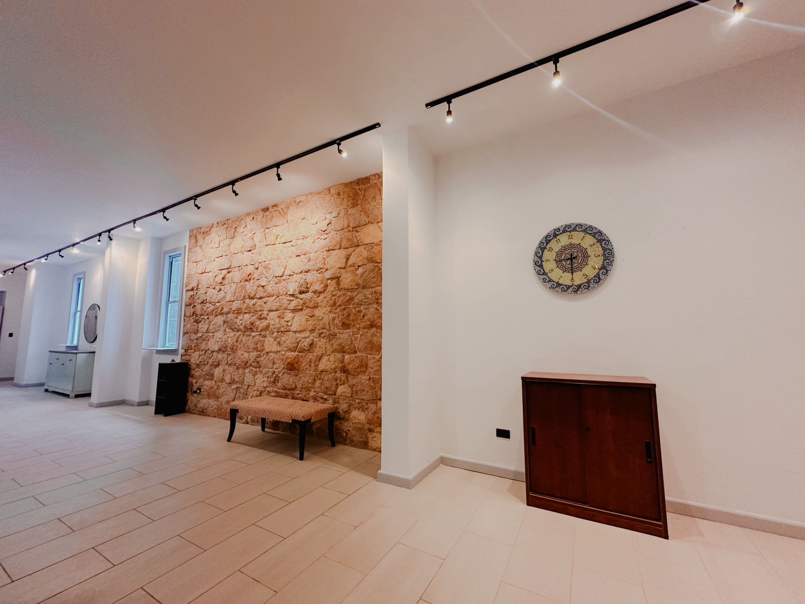 Fire Sale Casco Antiguo 2-Bed Condo for Sale | 176 m² + Parking