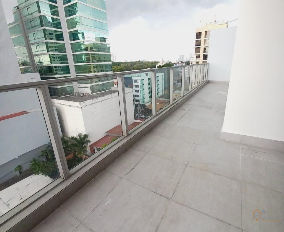 Jade Tower - Double Height Apartment in San Francisco, Panama