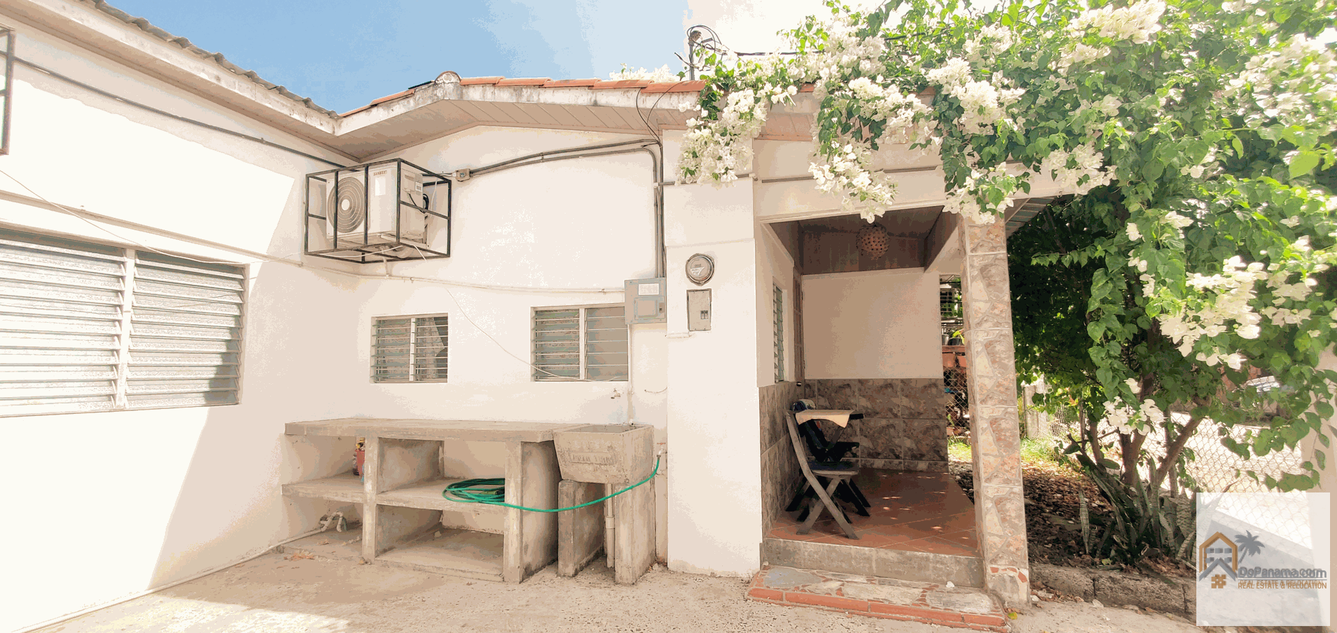 3-Bedroom House in Pedasi, Panama - Income Property with Owner Financing - Property ID PLS-18562