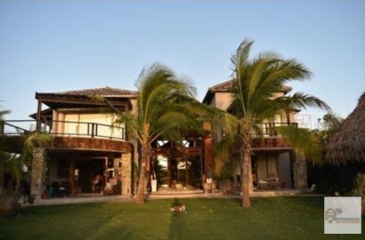 Villa Los Gordos | 6-Bedroom Villa for Sale | Buenaventura | PLS-18547