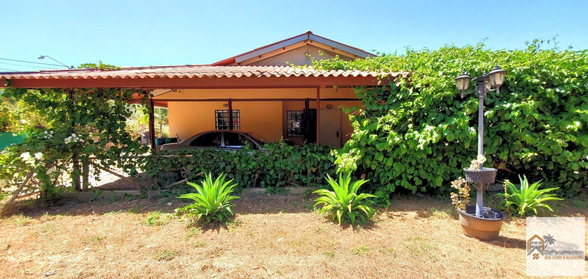 Private 2-Bedroom House in Pedasi, Panama - Quiet Road, No HOAs - Property ID PLS-18563
