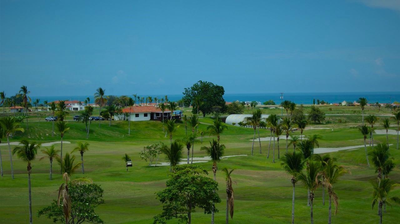 Vista Mar Golf and Beach Resort Condo for Sale | 2-Bedroom Condo in Vista Mar Golf and Beach Resort, San Carlos | PLS-18