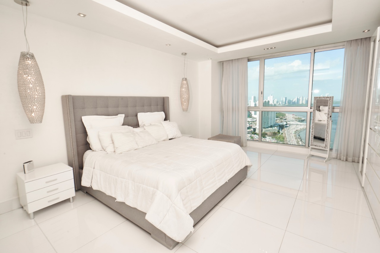 Luxurious 2-Bedroom Ocean View Apartment in PH Oceanaire, Panama City - Property ID PLS-18558