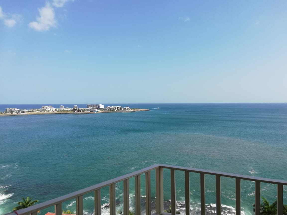 Ocean Front 3-Bedroom Apartment in Camino Real Building, Panama City - Property ID PLS-18556