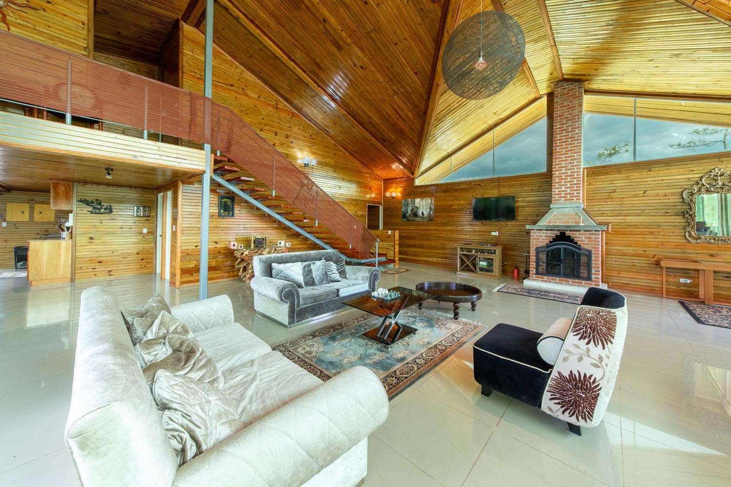 Spacious Two-Floor Property in Cerro Azul, Panama | Comfort & Entertainment Haven | Property ID: PLS-18591